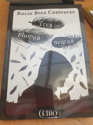 TRES PLUMAS NEGRAS
