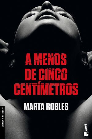 A MENOS DE CINCO CENTMETROS